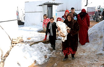 Gulf Weekly Help for freezing refugees