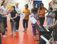 Gulf Weekly Youngsters take to the stage
