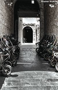 Snapping up the right frame