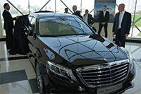 Gulf Weekly Technologically-advanced S-Class unveiled