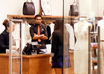 Gulf Weekly Chic seasonal looks