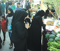 Gulf Weekly Market mania grips kingdom