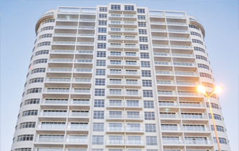 Gulf Weekly Living a towering lifestyle