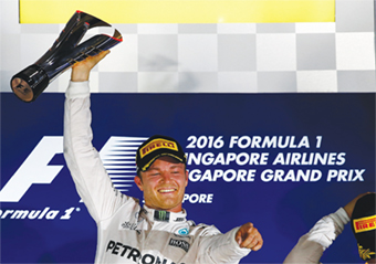 Gulf Weekly Hamilton’s still in the chase