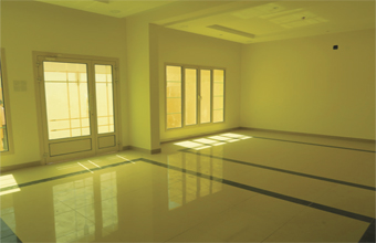 Gulf Weekly Winging their way into hearts