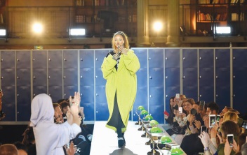 Gulf Weekly Star goes back to school to make fashion grade