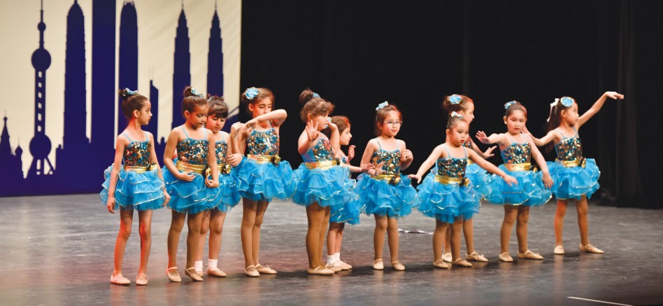 Gulf Weekly REVIEW: Come Fly With Me – Victoria Dance – Cultural Hall