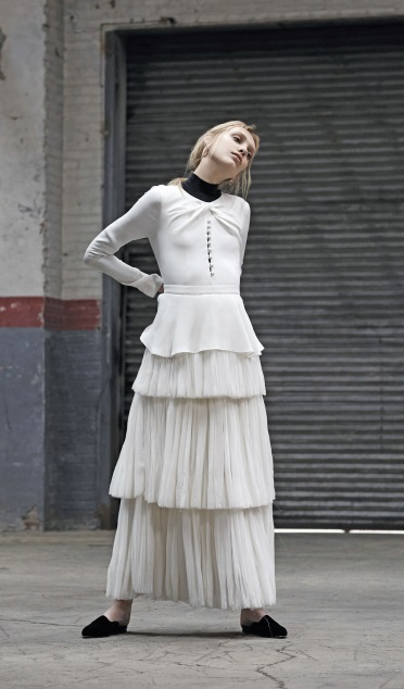 Gulf Weekly Let’s keep it modest, girls!