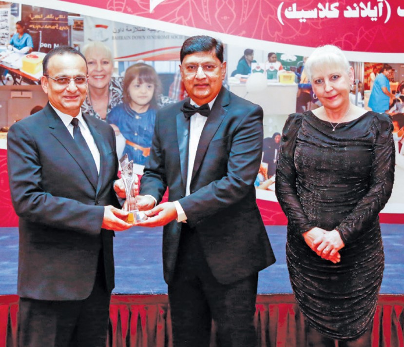 Island Classic Gala Dinner has supporters in a dance floor spin