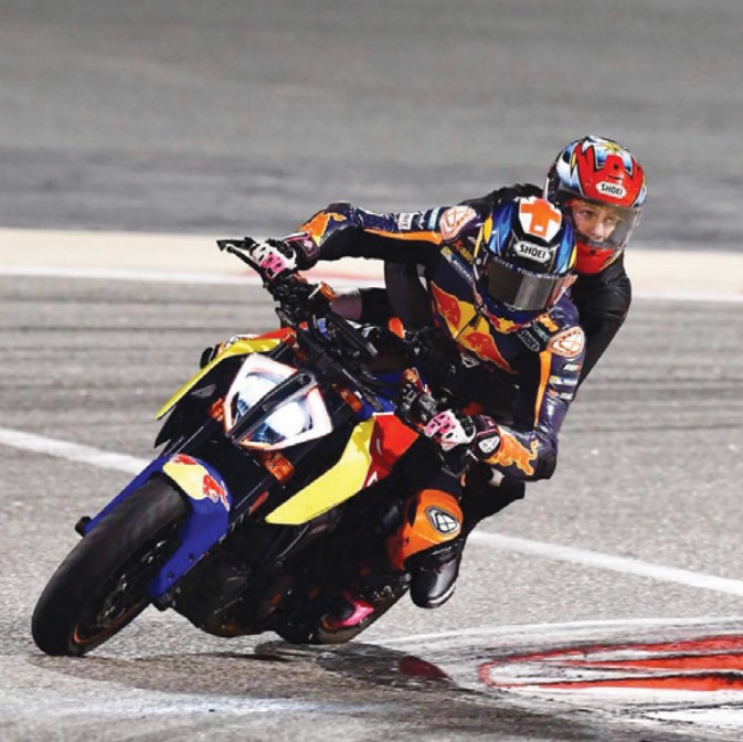 Smith shines as new academy launched in style