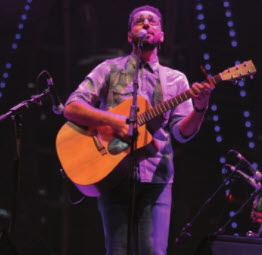 Gulf Weekly Reaching out on tour