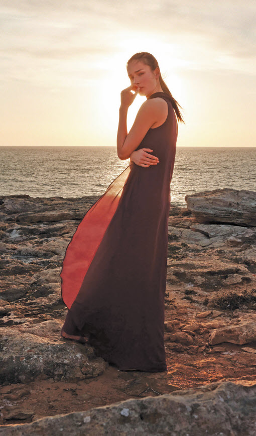 Gulf Weekly Cover up in cool collections