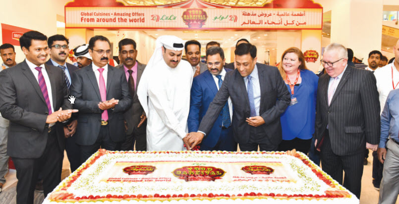 Gulf Weekly Cracking food carnival