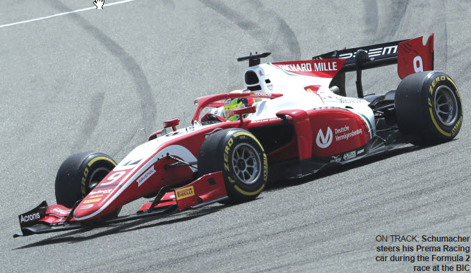 Gulf Weekly Mick’s on the right course