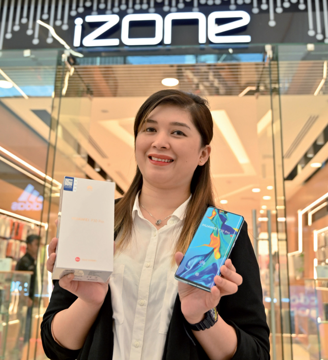 Gulf Weekly Zooming in on Huawei