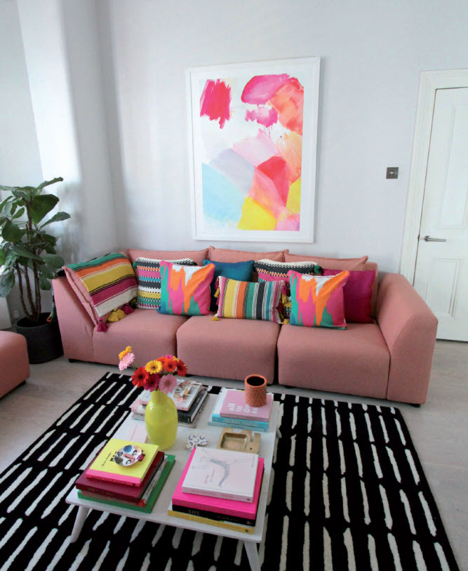 Gulf Weekly Vibrant shades excite