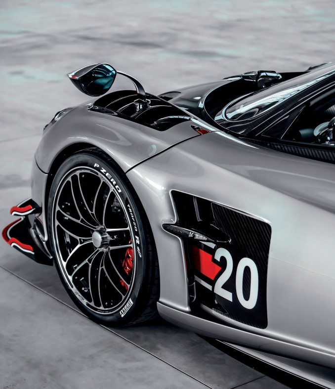 Gulf Weekly Keeping a cool grip on road