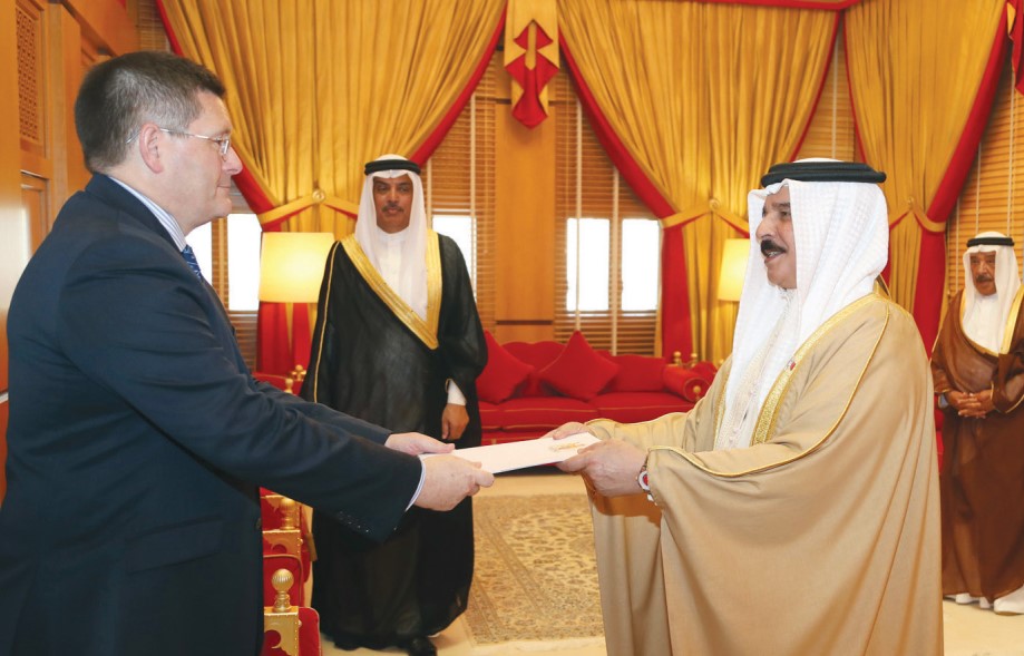 Gulf Weekly Building on stronger ties