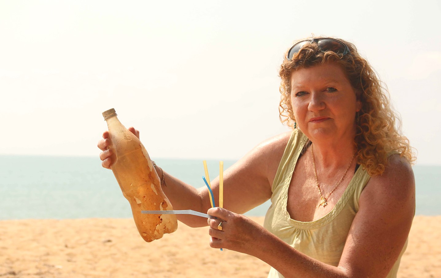 Gulf Weekly Plastic oceans 