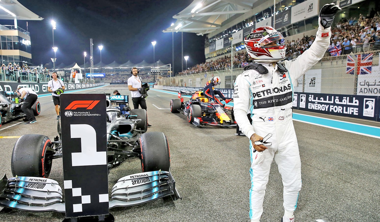 Gulf Weekly Smashing records...