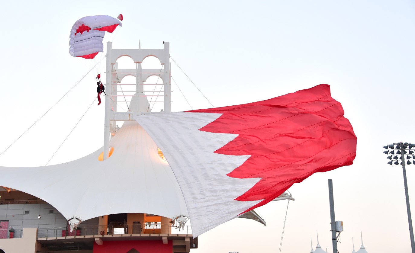Gulf Weekly Spectacular show of patriotism 