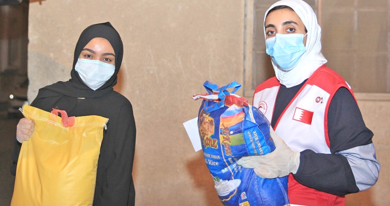 Gulf Weekly Families receive aid