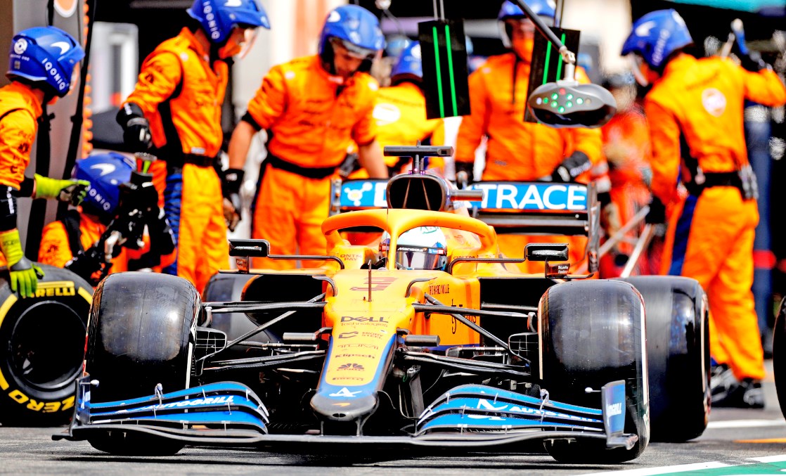 Gulf Weekly F1 plot thickens