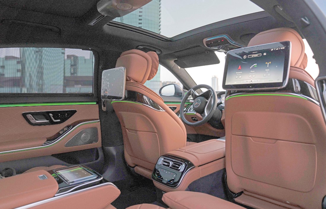 Gulf Weekly Beam me up, S500! 