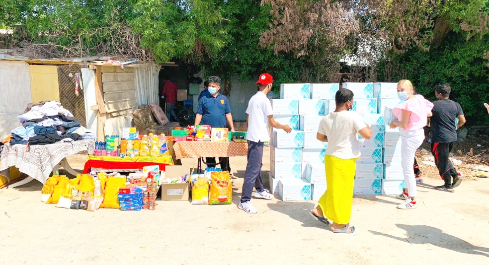 Gulf Weekly Gift of warmth