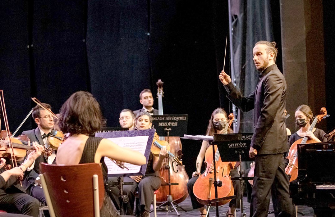 Gulf Weekly In perfect harmony