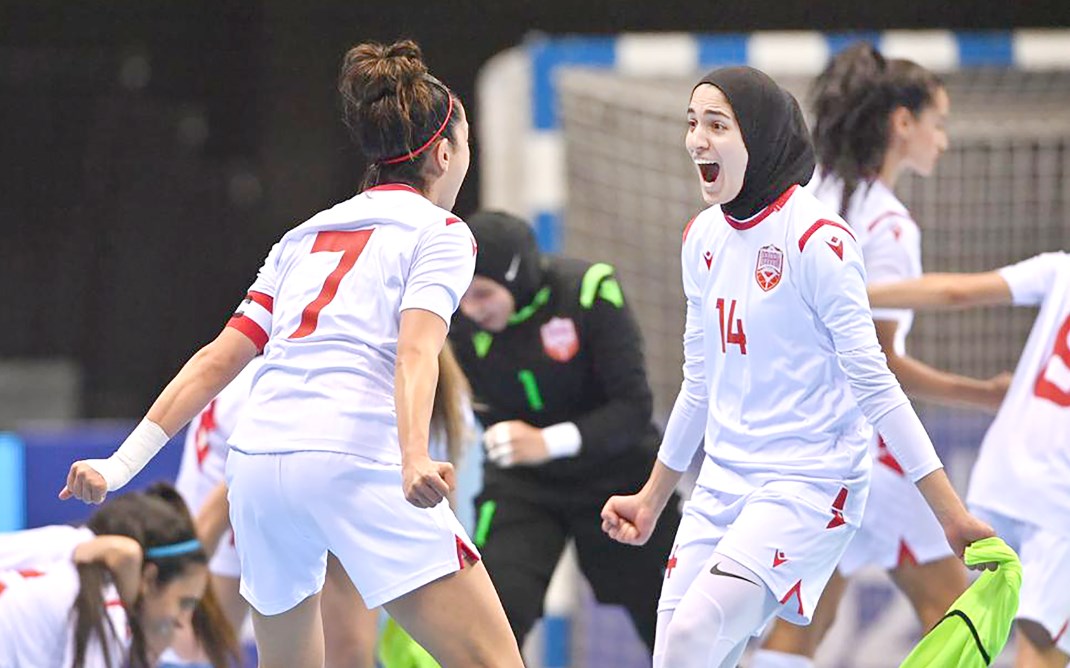 Gulf Weekly Gunning for golden glory