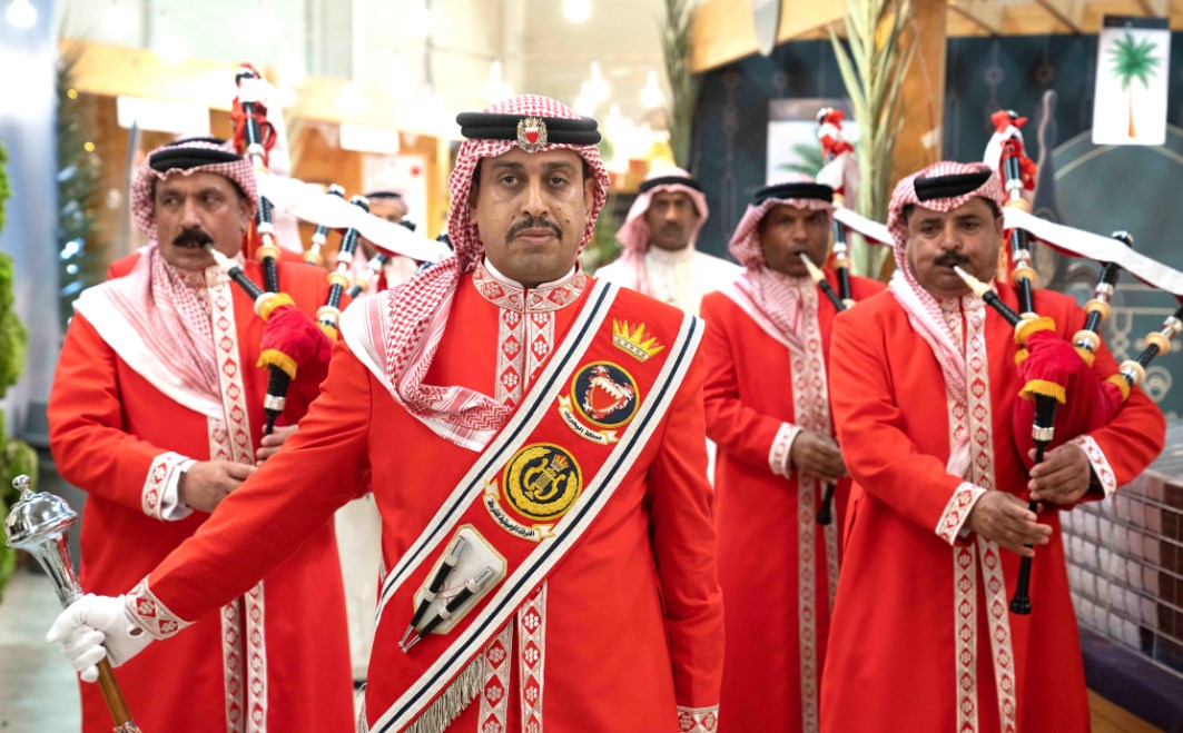Gulf Weekly Celebrating the land of palms
