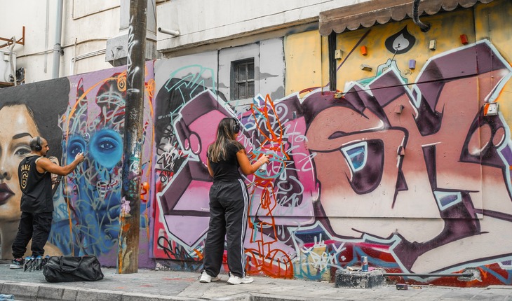 Gulf Weekly Taking art to the streets