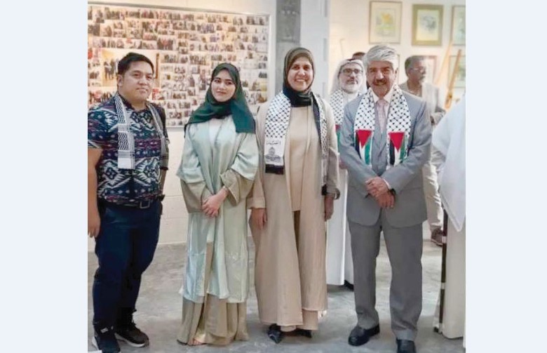 Gulf Weekly Painting the plight of Palestinians
