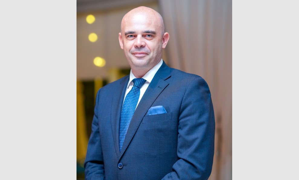 Gulf Weekly Opulent dining