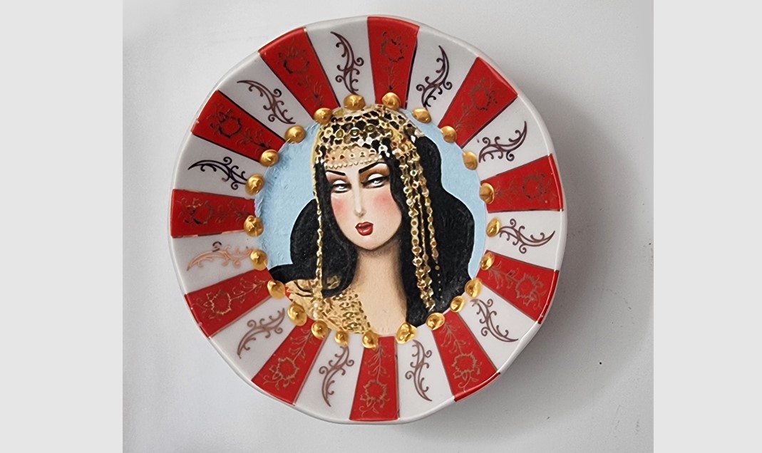 Gulf Weekly Captivating colours, traditional themes