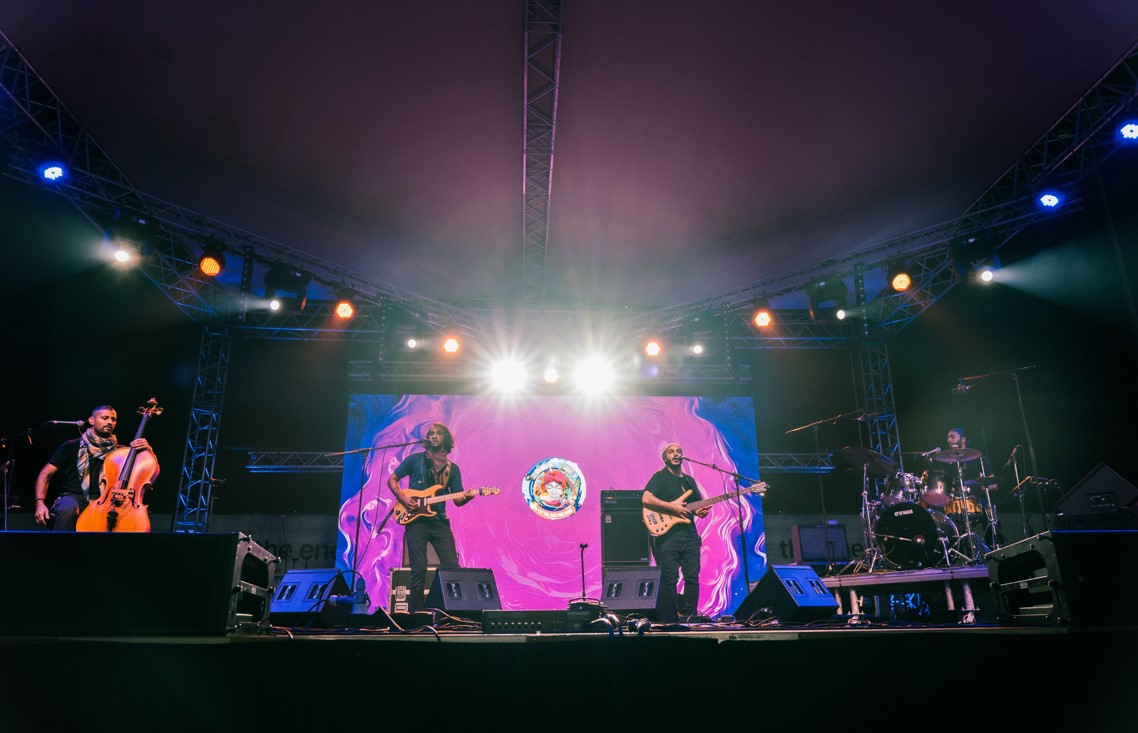 Gulf Weekly All eyes on the music