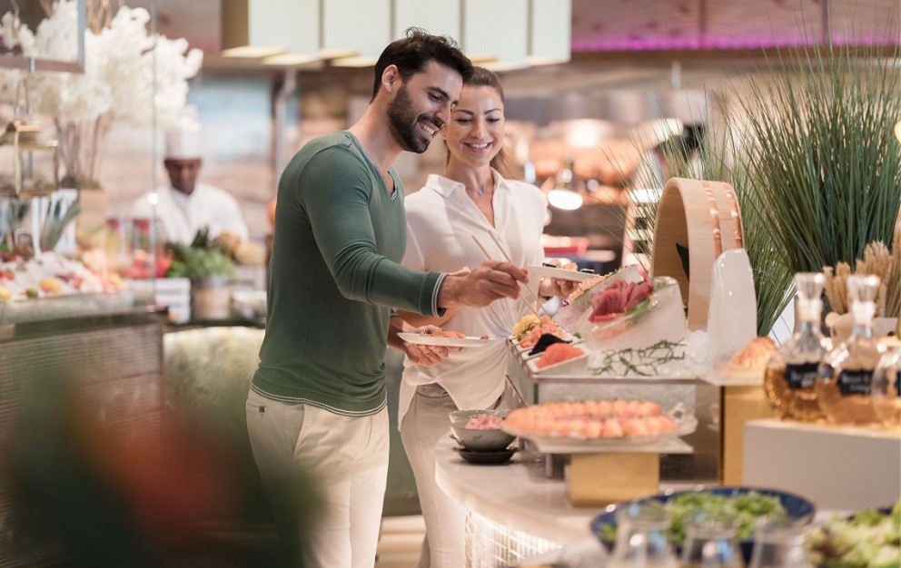 Gulf Weekly Four Seasons’ pink party
