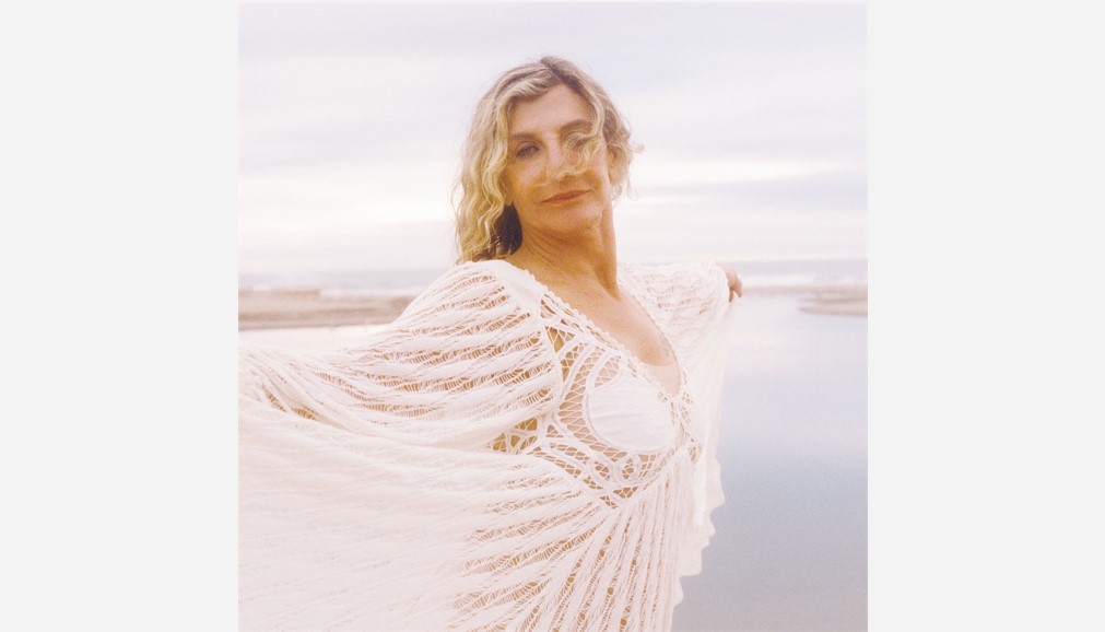 Gulf Weekly Retro revival